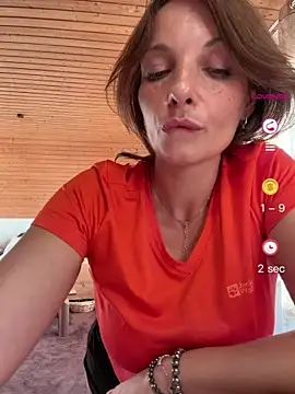 Snapshot of Amerabelle_23 chatting on 08/05/26, 06:11 Amerabelle 23 online show from 08/05/26, 06:11