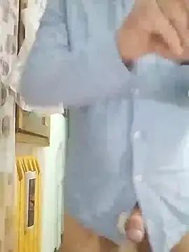 Snapshot of MATTIS11 chatting on 03/12/25, 03:18 MATTIS11 online show from 03/12/25, 03:18