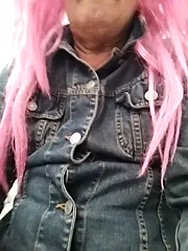 Snapshot of MATTIS11 chatting on 12/03/25, 09:07 MATTIS11 online show from 12/03/25, 09:07