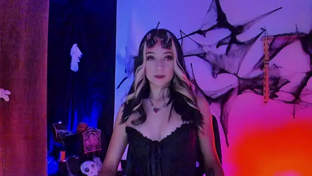 penny sweett  online show from 10/30/25, 12:23