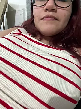 Snapshot of ZUCAAT chatting on 12/14/24, 03:07 ZUCAAT online show from 12/14/24, 03:07