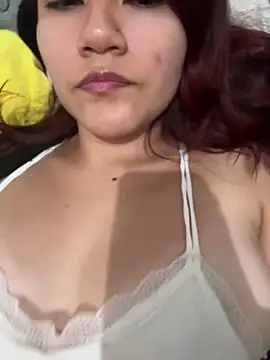 Snapshot of ZUCAAT chatting on 01/20/25, 04:43 ZUCAAT online show from 01/20/25, 04:43