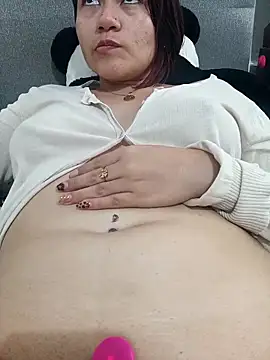 Snapshot of ZUCAAT chatting on 03/16/25, 06:55 ZUCAAT online show from 03/16/25, 06:55