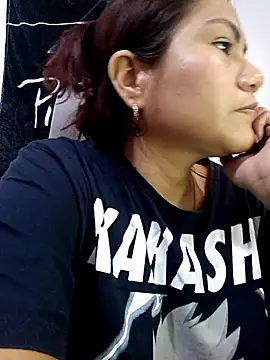 Snapshot of ZUCAAT chatting on 10/07/25, 04:59 ZUCAAT online show from 10/07/25, 04:59