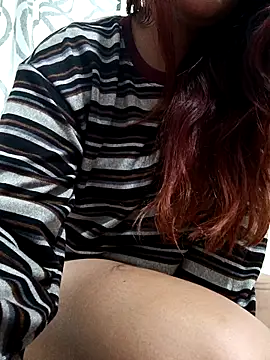 Snapshot of ZUCAAT chatting on 11/24/25, 10:20 ZUCAAT online show from 11/24/25, 10:20