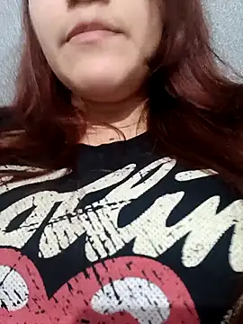 Snapshot of ZUCAAT chatting on 01/07/26, 04:15 ZUCAAT online show from 01/07/26, 04:15