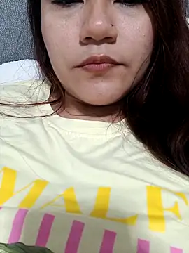 Snapshot of ZUCAAT chatting on 03/15/26, 11:22 ZUCAAT online show from 03/15/26, 11:22