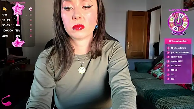 Snapshot of PlayfulGoddess chatting on 02/21/25, 02:16 PlayfulGoddess online show from 02/21/25, 02:16