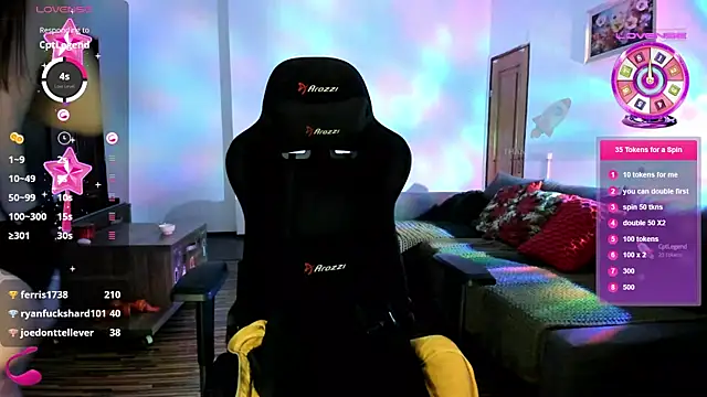 Snapshot of PlayfulGoddess chatting on 03/20/25, 09:13 PlayfulGoddess online show from 03/20/25, 09:13