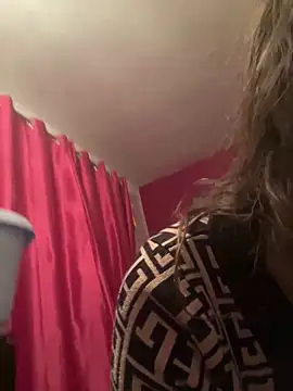 Lwhite1 online show from 02/09/25, 12:17