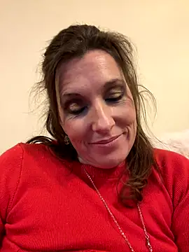 Lwhite1 online show from 10/05/25, 10:29