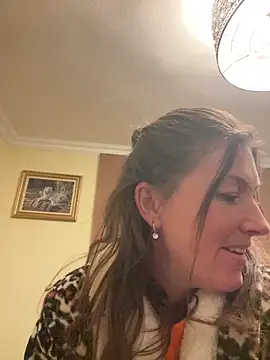 Lwhite1 online show from 02/15/26, 07:10