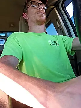 Snapshot of REDHAMMER_ chatting on 10/02/25, 08:27 REDHAMMER  online show from 10/02/25, 08:27