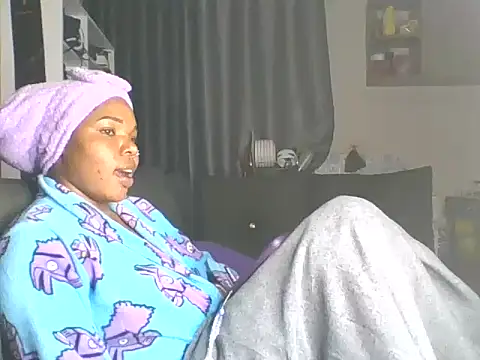 sweet bigclit online show from 11/10/25, 05:56