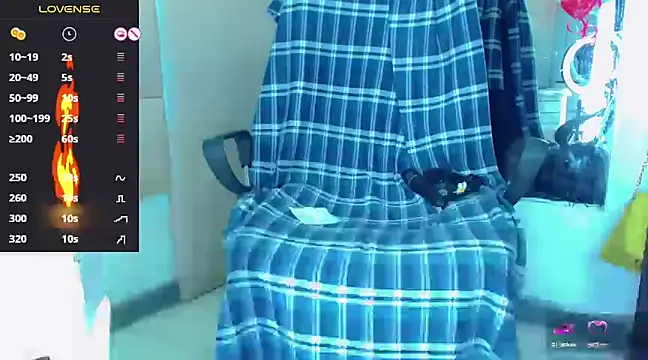 KayleighDreams  online show from 02/16/25, 09:37