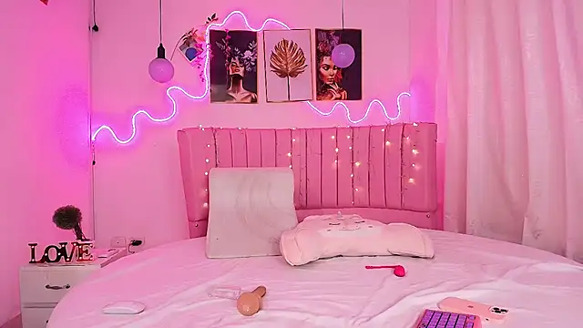 Azul horney online show from 12/09/24, 10:30