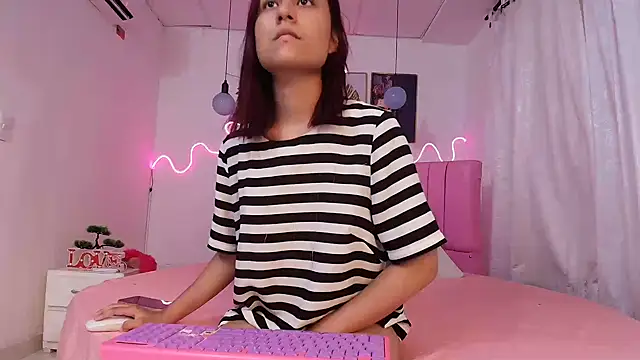 Azul horney online show from 09/13/25, 11:04