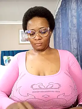 Snapshot of CocoBootyyy chatting on 12/27/24, 03:09 CocoBootyyy online show from 12/27/24, 03:09