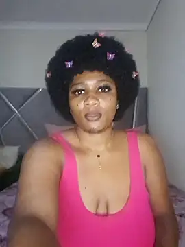 Snapshot of CocoBootyyy chatting on 02/26/25, 11:04 CocoBootyyy online show from 02/26/25, 11:04