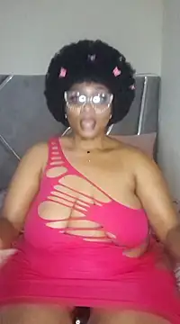 Snapshot of CocoBootyyy chatting on 03/01/25, 12:17 CocoBootyyy online show from 03/01/25, 12:17