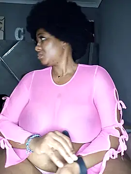 Snapshot of CocoBootyyy chatting on 03/01/26, 09:39 CocoBootyyy online show from 03/01/26, 09:39