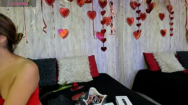 emily parkerr online show from 02/12/25, 01:06