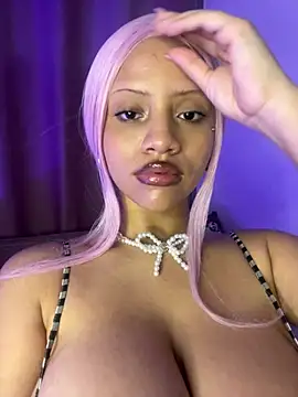 Snapshot of Charlotee_ chatting on 01/26/25, 11:08 Charlotee  online show from 01/26/25, 11:08