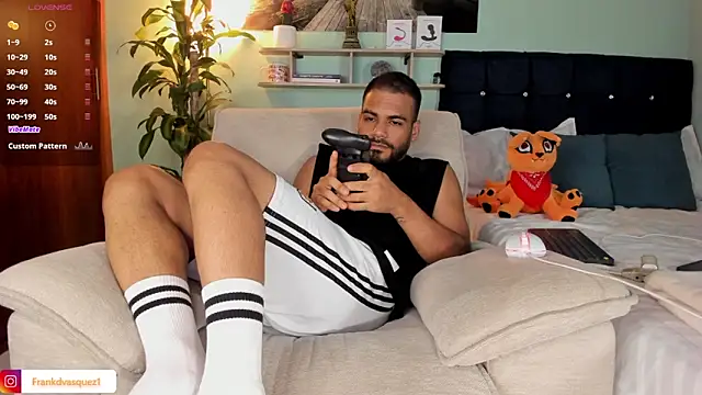 Neganhot  online show from 02/13/26, 10:39