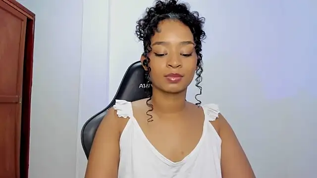 avellanatammy online show from 10/29/25, 12:57