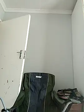 Snapshot of the_greatt chatting on 02/22/25, 01:57 the greatt online show from 02/22/25, 01:57