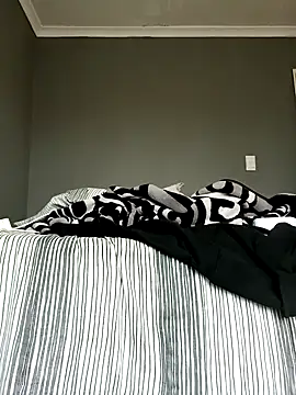 Snapshot of the_greatt chatting on 11/24/25, 08:14 the greatt online show from 11/24/25, 08:14