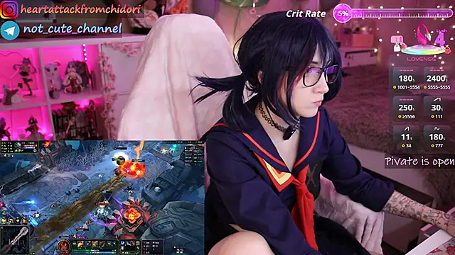 Snapshot of yourcutewaifu chatting on 09/27/25, 09:42 yourcutewaifu online show from 09/27/25, 09:42