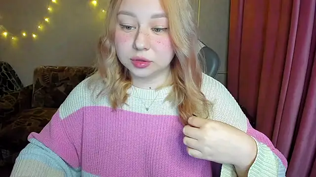 Snapshot of Milafoxxxy chatting on 10/07/25, 08:50 Milafoxxxy online show from 10/07/25, 08:50