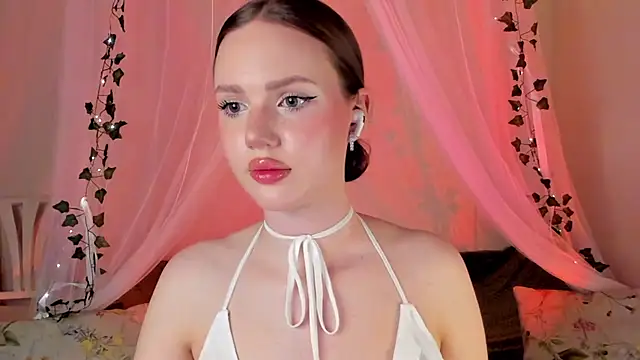 MishkaMe online show from 12/08/24, 02:19