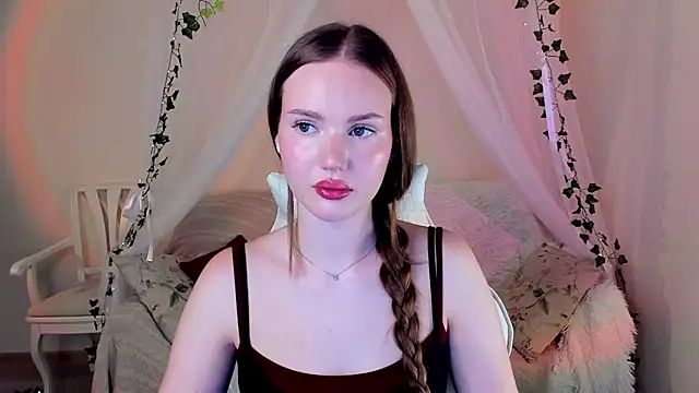 MishkaMe online show from 09/17/25, 01:35