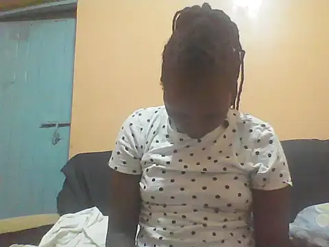 Snapshot of Cute_tamara chatting on 11/12/25, 05:35 Cute tamara online show from 11/12/25, 05:35