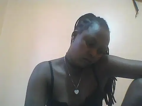 Snapshot of Cute_tamara chatting on 11/14/25, 08:13 Cute tamara online show from 11/14/25, 08:13