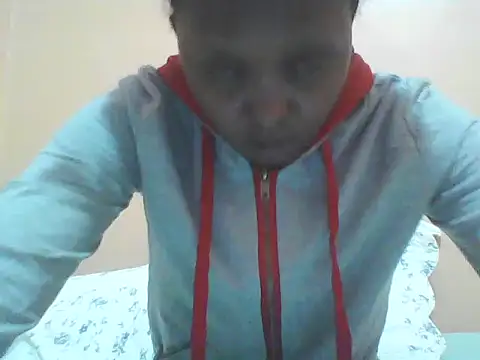 Snapshot of Cute_tamara chatting on 11/15/25, 08:27 Cute tamara online show from 11/15/25, 08:27