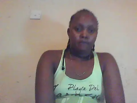 Snapshot of Cute_tamara chatting on 03/25/26, 04:35 Cute tamara online show from 03/25/26, 04:35