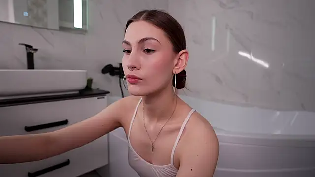 AlisaLore online show from 03/10/25, 07:32