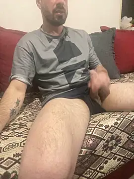 Snapshot of giorgakaci69 chatting on 03/11/26, 12:16 giorgakaci69 online show from 03/11/26, 12:16