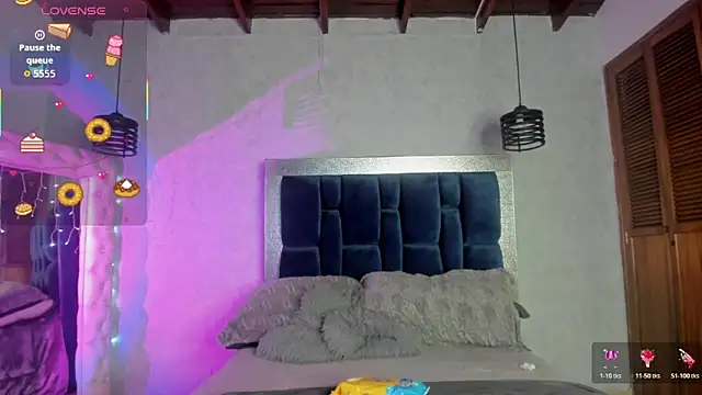 Taiissa  online show from 12/02/25, 08:26