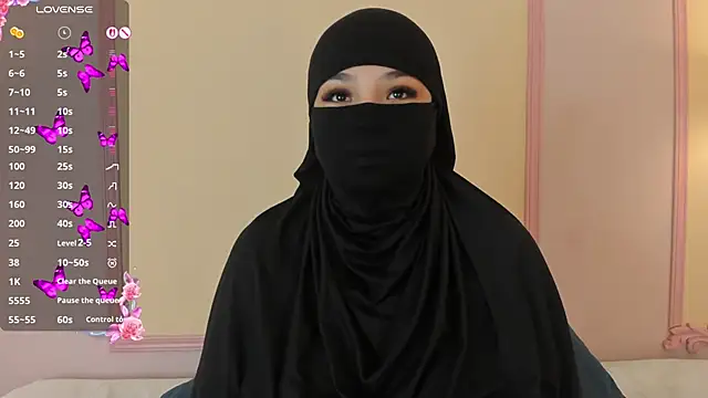 Snapshot of nashi_ra chatting on 04/29/26, 11:25 nashi ra online show from 04/29/26, 11:25