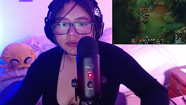 StephaniFox online show from 12/16/24, 12:26