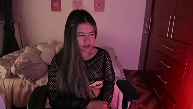 StephaniFox online show from 11/10/25, 12:20