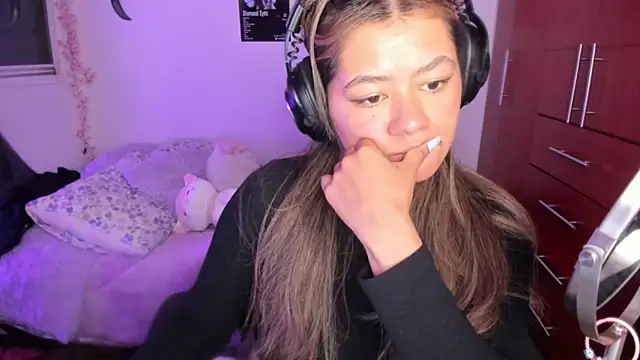 StephaniFox online show from 03/16/26, 11:31