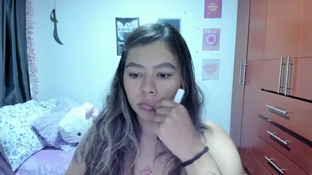 StephaniFox online show from 04/07/26, 11:26