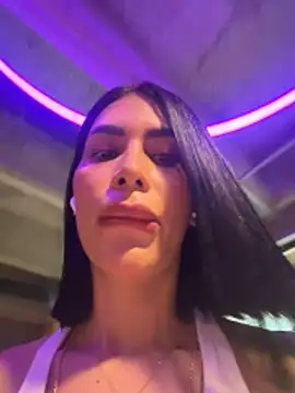 Snapshot of Dj_scarlettmorreti chatting on 05/23/26, 04:55 Dj scarlettmorreti online show from 05/23/26, 04:55