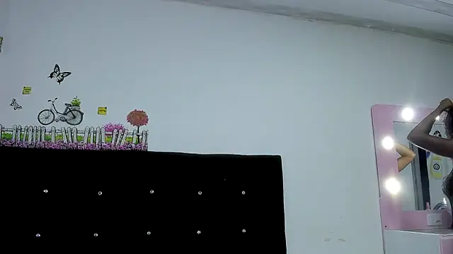 LariissaWilson online show from 09/12/25, 05:29