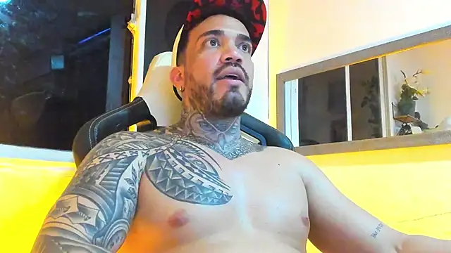 Snapshot of Angel_sex_latin chatting on 01/14/25, 09:35 Angel sex latin online show from 01/14/25, 09:35